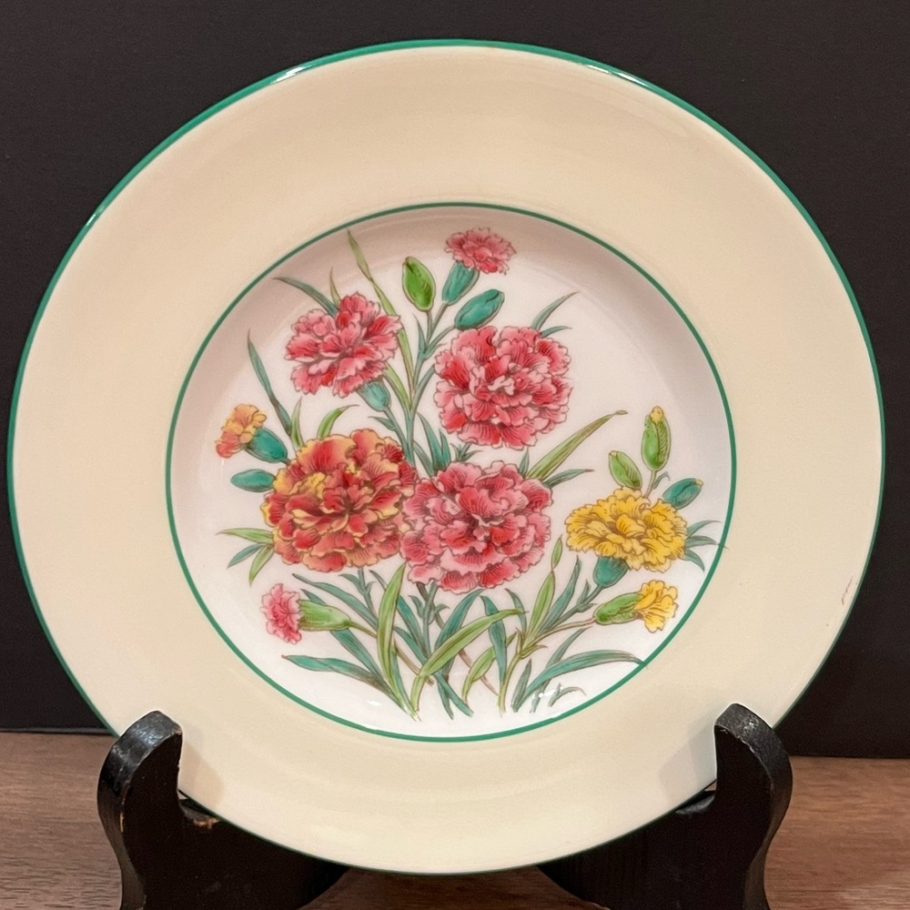 Wedgwood Garden Club Carnation Bread and Butter Plates (4) - Picture 2 of 8